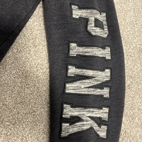 PINK Half Zip - M - Picture 3 of 4